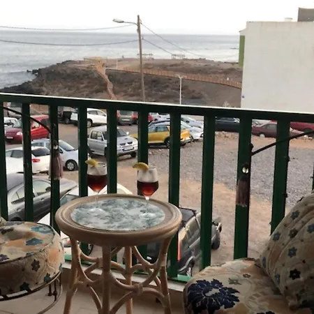 Frente Al Mar En Abrigos *