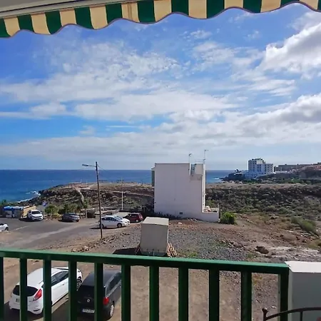 Frente Al Mar En Abrigos